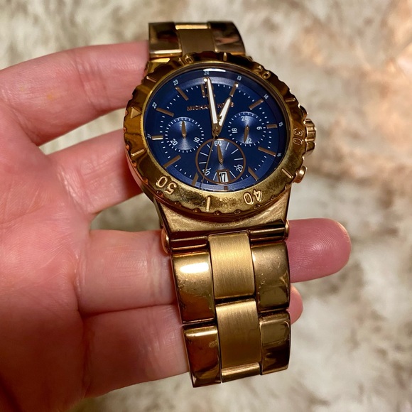 Michael Kors Dylan MK541 - Picture 2 of 5